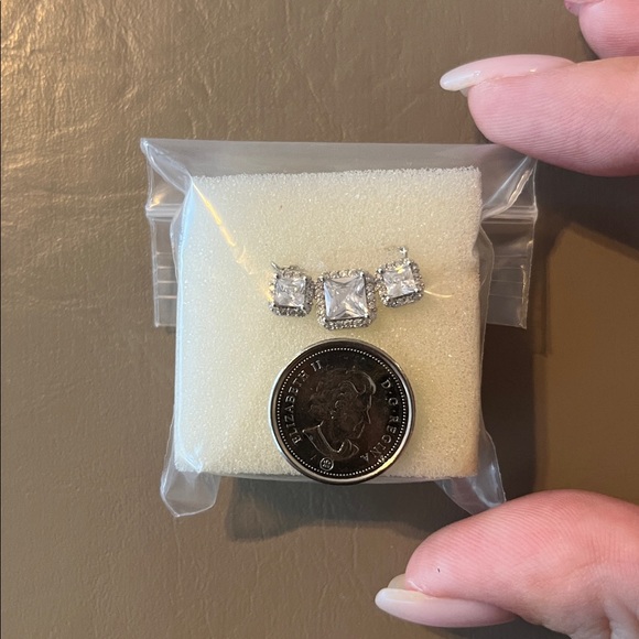 Charmed Aroma | Necklace - Picture 4 of 4